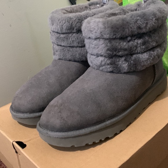 Boots - Picture 2 of 7